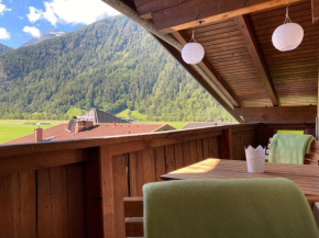 Familien-Apartment mit Balkon und Bergblick